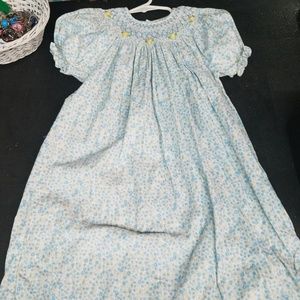 2t smocked dress